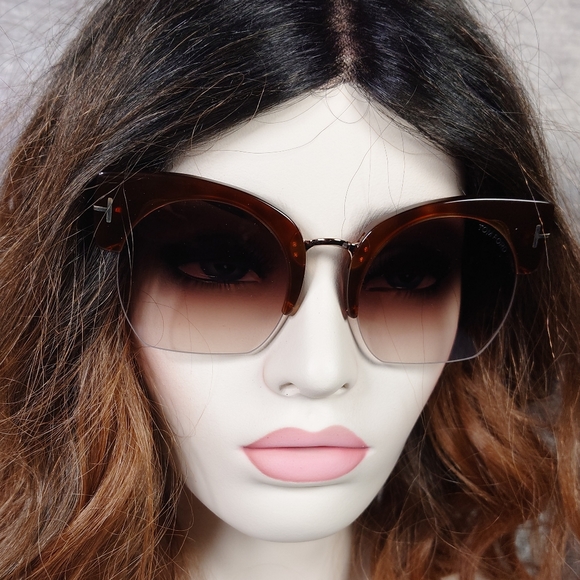 Tom Ford Tortoise Shell Sunglasses main image 11